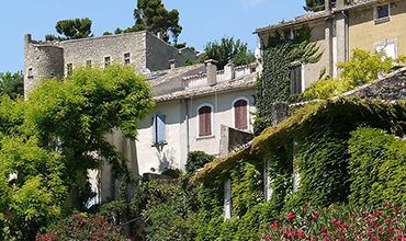 FONDATION POUR MÉNERBES