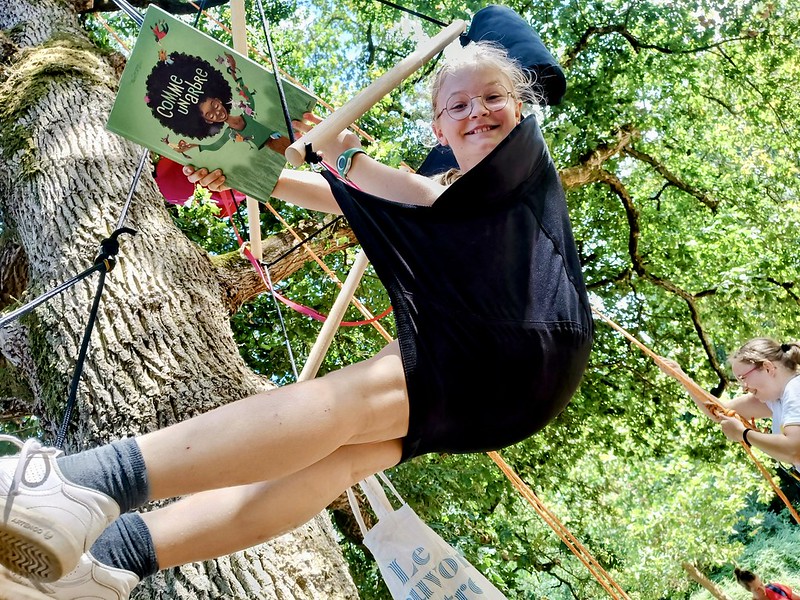 Association Là-Haut : des séjours dans les arbres pour favoriser le lien social et se reconnecter à la nature